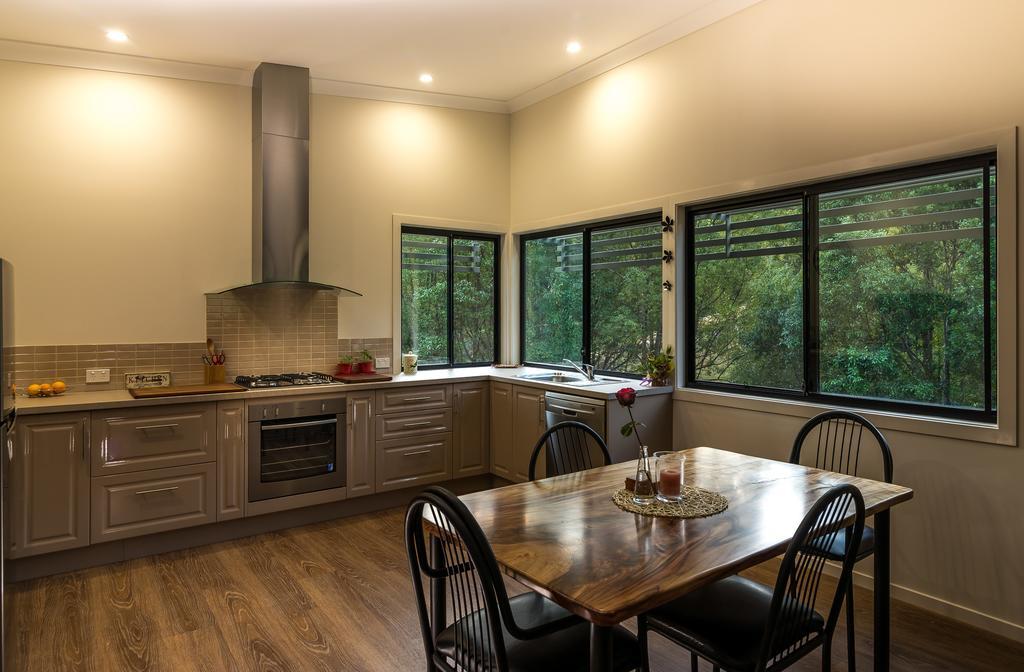 Babbling Brook Retreat Villa Limpinwood Kamer foto